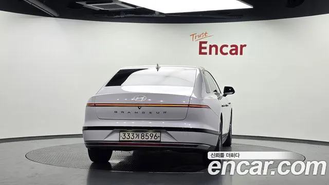 Hyundai Grandeur Grandeur (GN7) 3.5 LPG 2WD (Такси) — Фото автомобиля 4