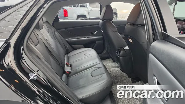 Hyundai Avante — Фото автомобиля 17