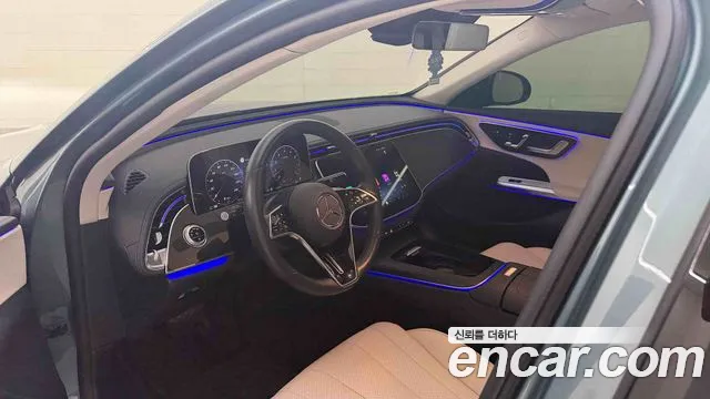 Mercedes-Benz E-Class W214 — Фото автомобиля 13