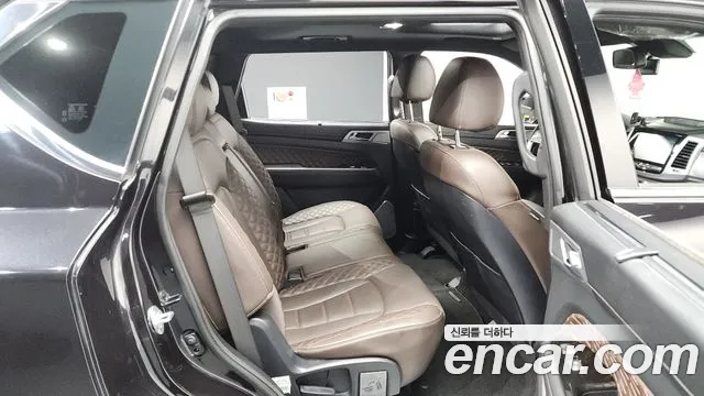 KG_Mobility_Ssangyong Rexton All Rexton Дизель 2.2 4WD — Фото автомобиля 12
