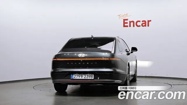 Hyundai Grandeur GN7 — Фото автомобиля 4