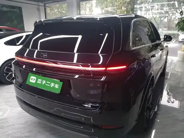 Li Auto L7 — Фото автомобиля 6