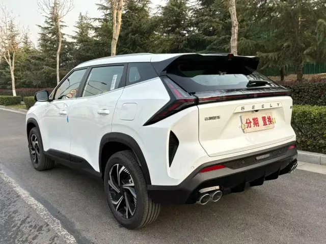 Geely Boyue — Фото автомобиля 16