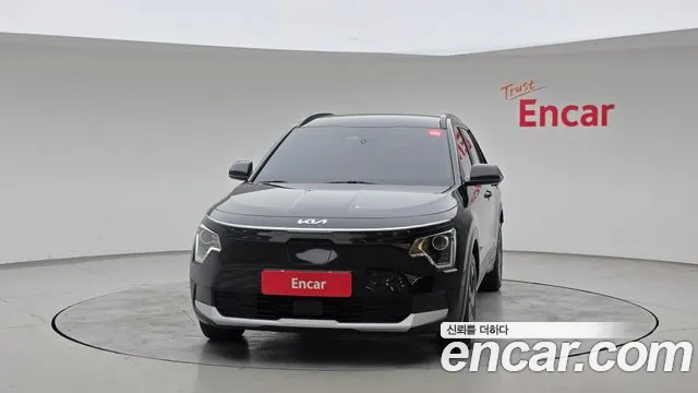 Kia Niro — Фото автомобиля 3