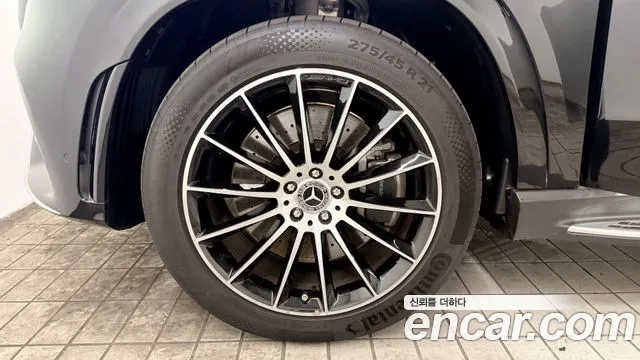 Mercedes-Benz GLE-Class — Фото автомобиля 5