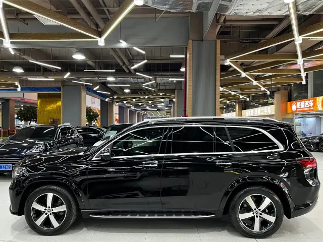 Mercedes-Benz GLS-Class — Фото автомобиля 4