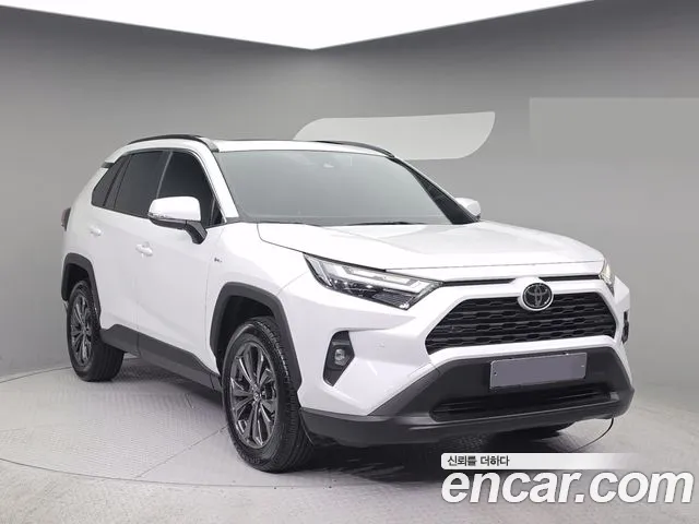 Toyota RAV4 — Фото автомобиля 2