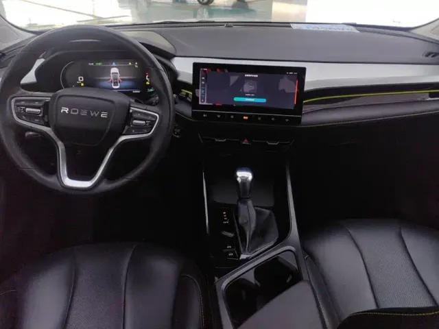 Roewe i5 — Фото автомобиля 12