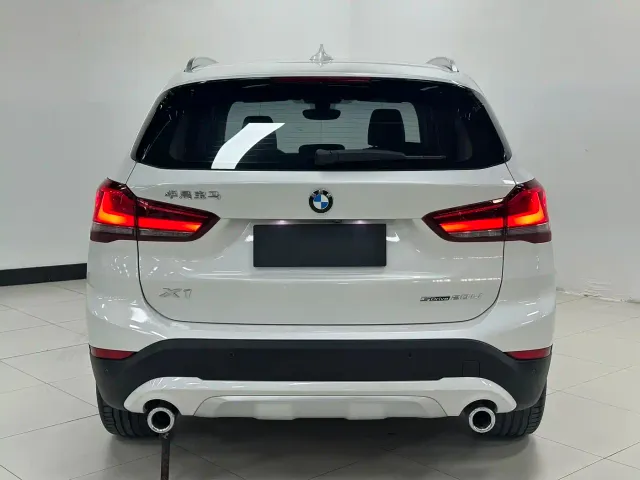 BMW X1 — Фото автомобиля 5