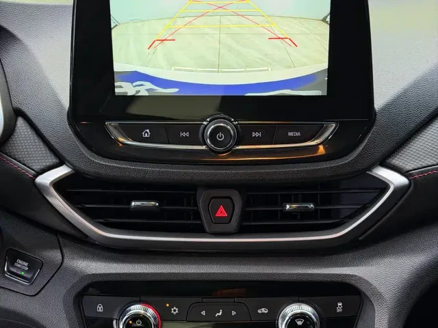 Chevrolet Orlando — Фото автомобиля 16