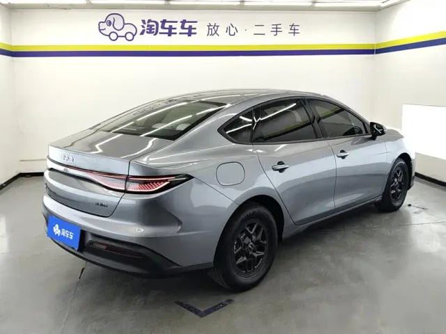 BYD Seal 05 DM-i — Фото автомобиля 3