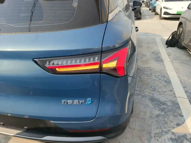 Wuling Starlight S — Фото автомобиля 7
