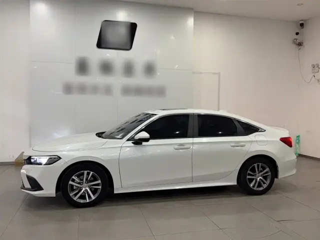 Honda Civic — Фото автомобиля 5