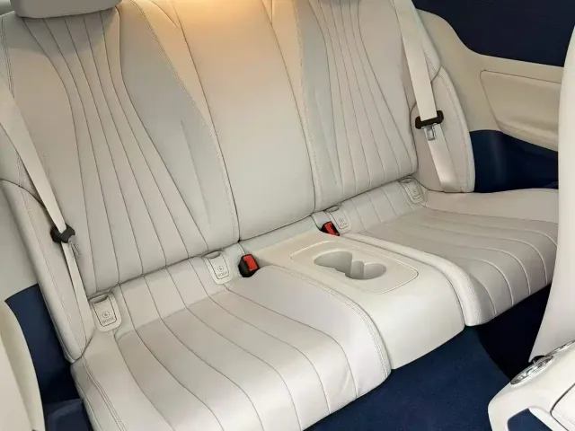 Mercedes-Benz E-Class — Фото автомобиля 6