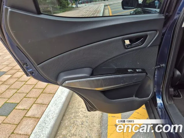 KG_Mobility_Ssangyong TIBOLI Very New Tivoli Бензин 1.5 2WD — Фото автомобиля 8