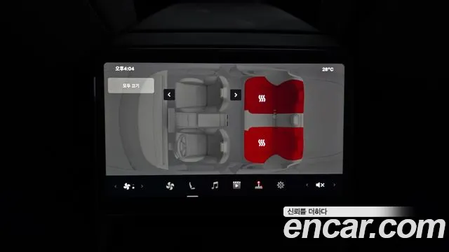Tesla Model 3 — Фото автомобиля 17