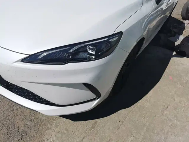 BYD Seal 05 DM-i — Фото автомобиля 23
