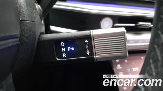 Hyundai Grandeur GN7 — Фото автомобиля 12