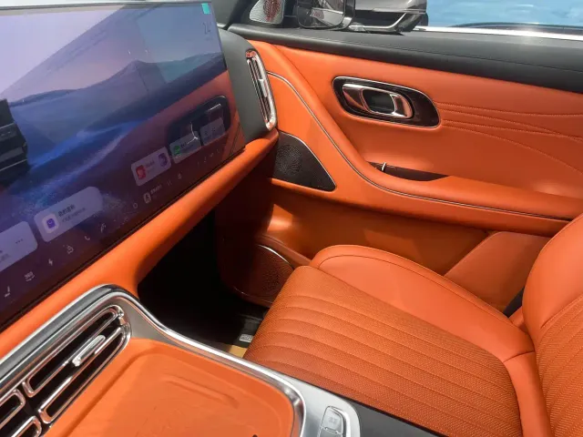 Geely Galaxy M9 — Фото автомобиля 29