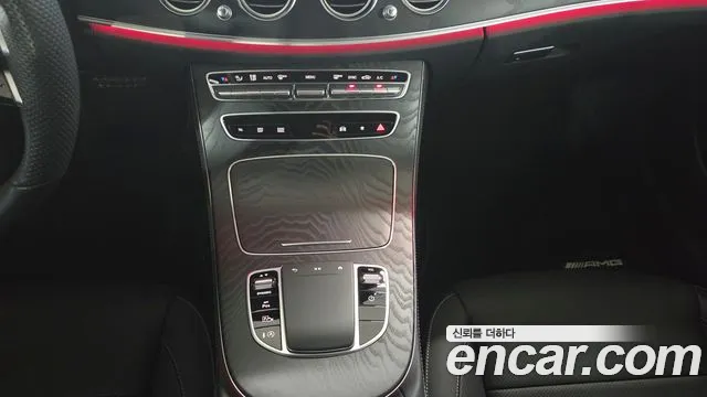 Mercedes-Benz E-Class W213 — Фото автомобиля 9
