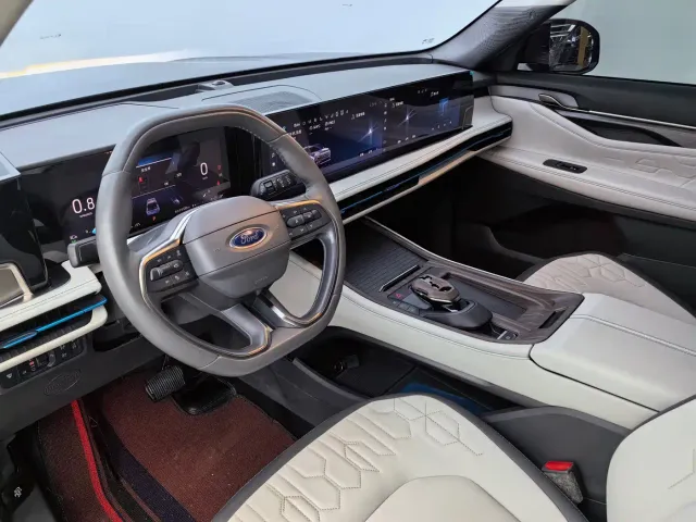 Ford Edge — Фото автомобиля 14