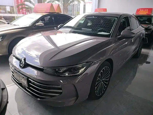 Фотография автомобиля — Volkswagen Passat