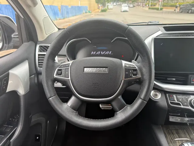 Haval H9 — Фото автомобиля 10