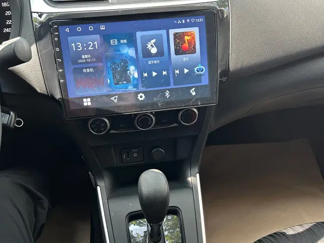 Nissan Sylphy — Фото автомобиля 10