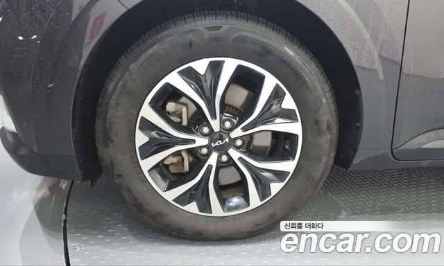 Kia Carnival 4th Gen — Фото автомобиля 5