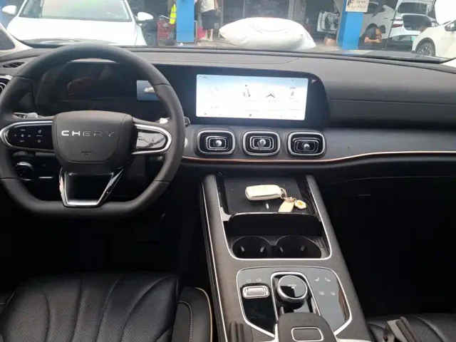 Chery Tiggo 9 — Фото автомобиля 12
