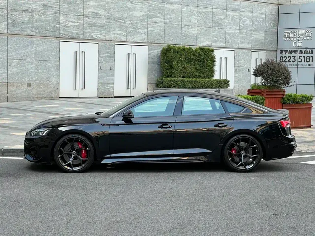 Audi RS 5 — Фото автомобиля 3
