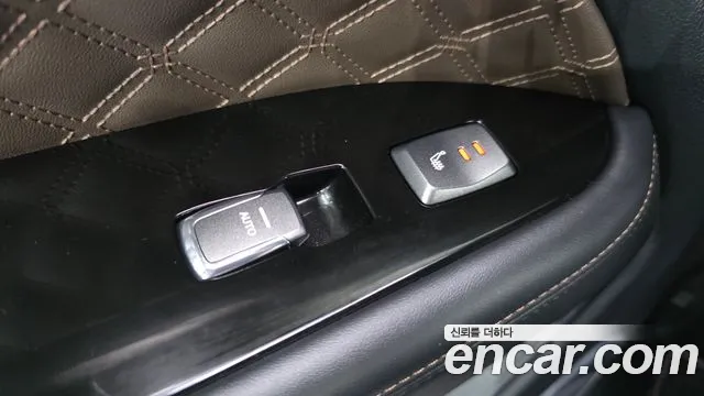 KG_Mobility_Ssangyong Rexton All Rexton Дизель 2.2 4WD — Фото автомобиля 19