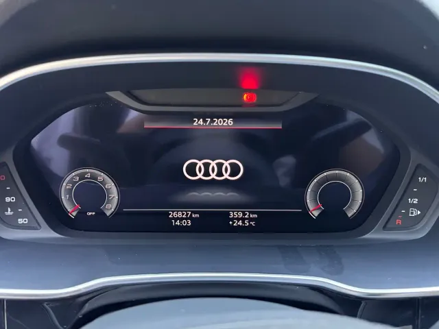 Audi Q3 — Фото автомобиля 14