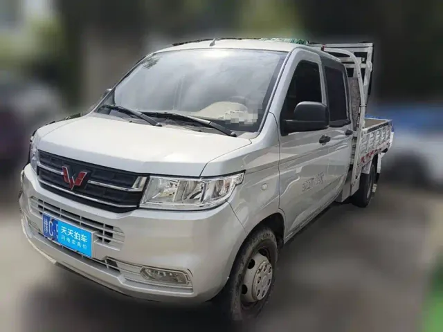Фотография автомобиля — Wuling Rongguang New Truck