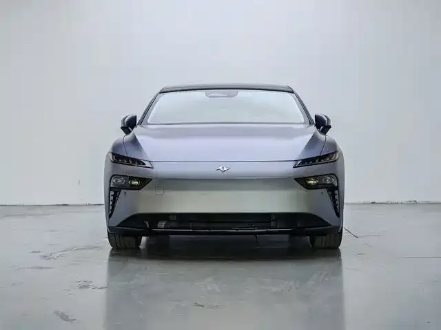 Dongfeng eπ 007 — Фото автомобиля 2