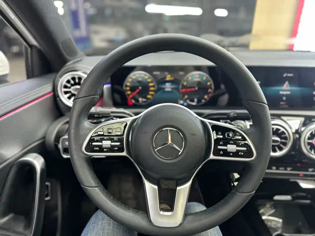 Mercedes-Benz A-Class — Фото автомобиля 10
