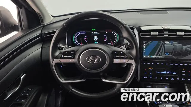 Hyundai Tucson Tucson (NX4) Бензин 1.6 турбо 2WD — Фото автомобиля 13