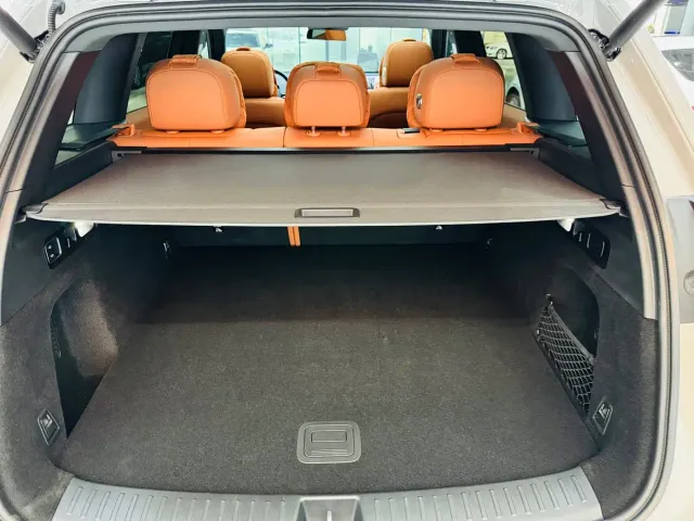 Li Auto L6 — Фото автомобиля 20