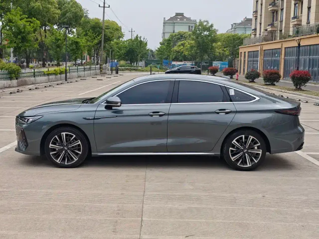 Chery Arrizo 8 PRO — Фото автомобиля 3