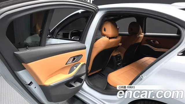BMW 3-Series 3 серия (G20) 320i M Sport — Фото автомобиля 23