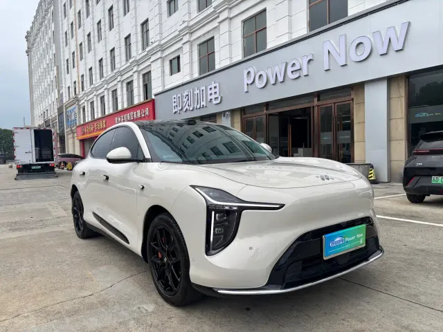 IM Motors LS6 — Фото автомобиля 3