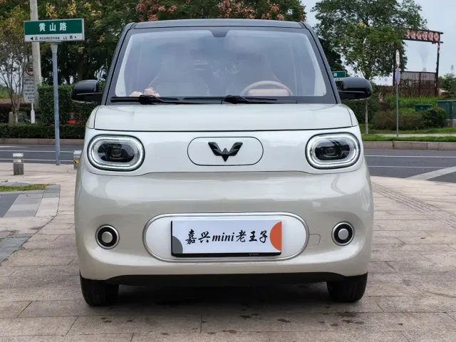 Wuling Hongguang Mini EV — Фото автомобиля 2