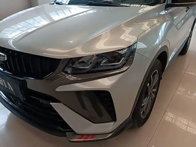 Geely Binyue — Фото автомобиля 23