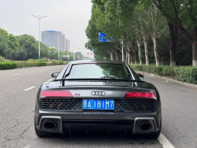 Audi R8 — Фото автомобиля 5