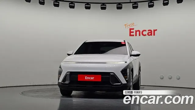 Hyundai Kona SX2 — Фото автомобиля 3