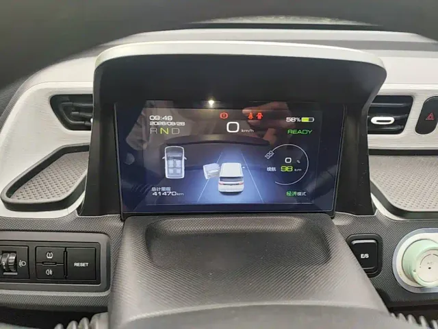 Wuling Hongguang Mini EV — Фото автомобиля 11