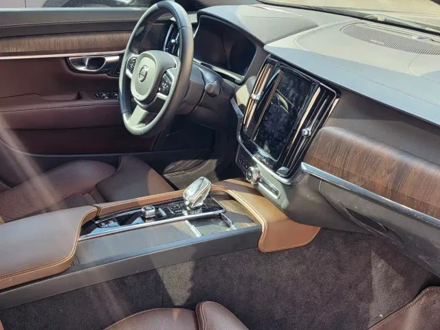 Volvo S90 — Фото автомобиля 7