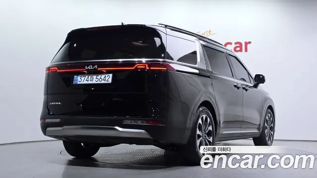 Kia Canival Carnival 4 поколение Дизель 7 мест Outdoor — Фото автомобиля 2