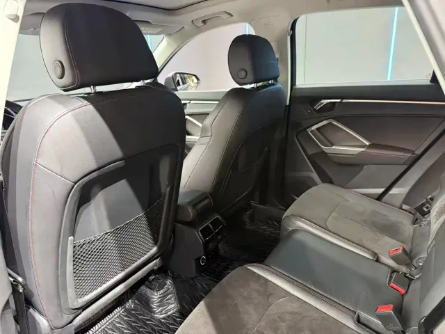 Audi Q3 — Фото автомобиля 9