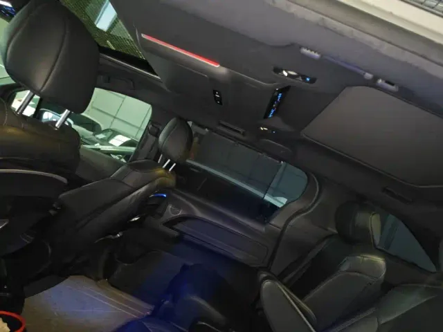 Toyota Sienna — Фото автомобиля 17